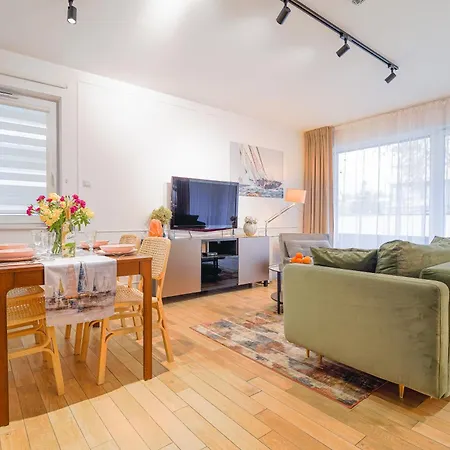 Pod Masztami 2pok Basen Silownia Parking Kołobrzeg