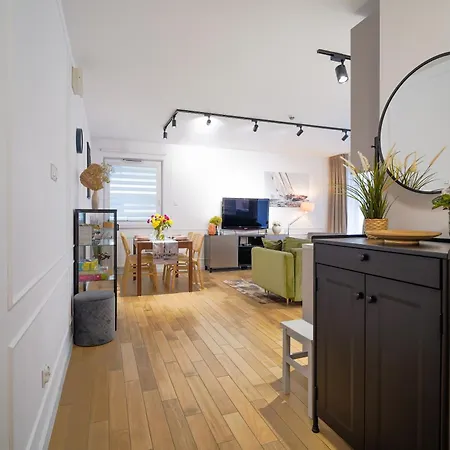 Pod Masztami 2pok Basen Silownia Parking Kołobrzeg