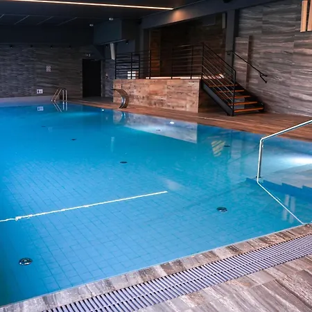 Pod Masztami 2pok Basen Silownia Parking